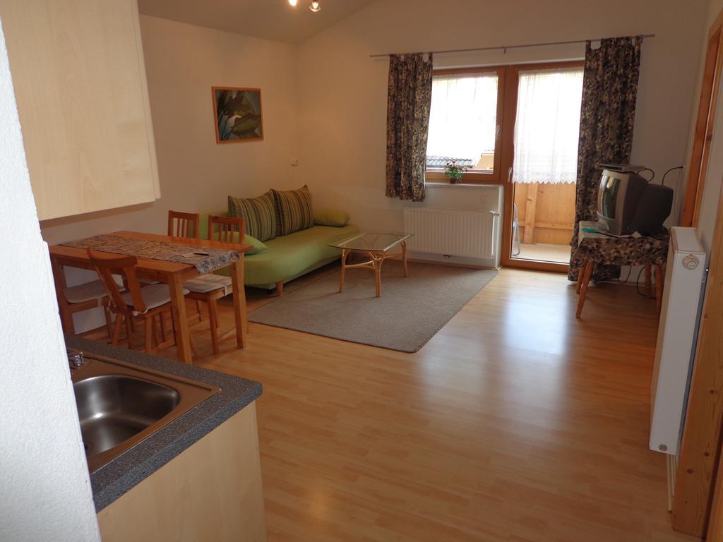 Sterzingerhof Apartman Neustift im Stubaital Szoba fotó